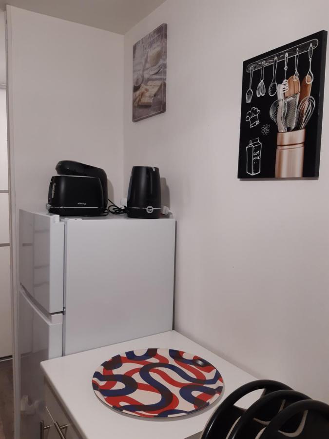 Joli Appartement T2 Agglo Troyes Sainte-Savine Exterior photo
